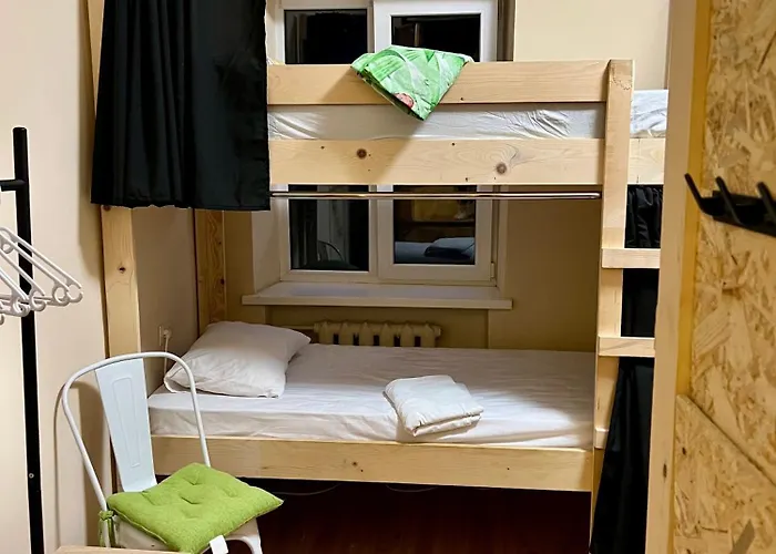 بيت شباب шепіт *