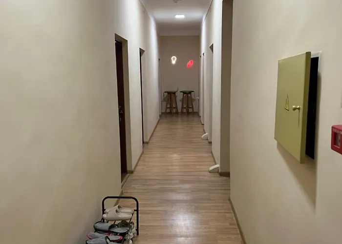 بيت شباب шепіт إلفيف